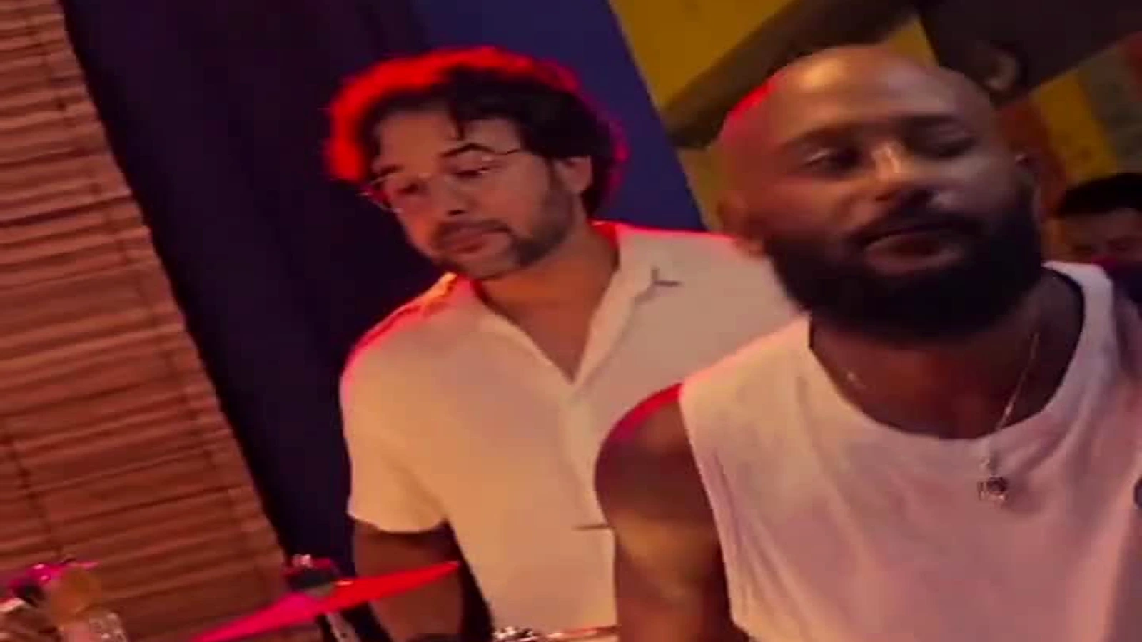 Pedro Pondé ao vivo